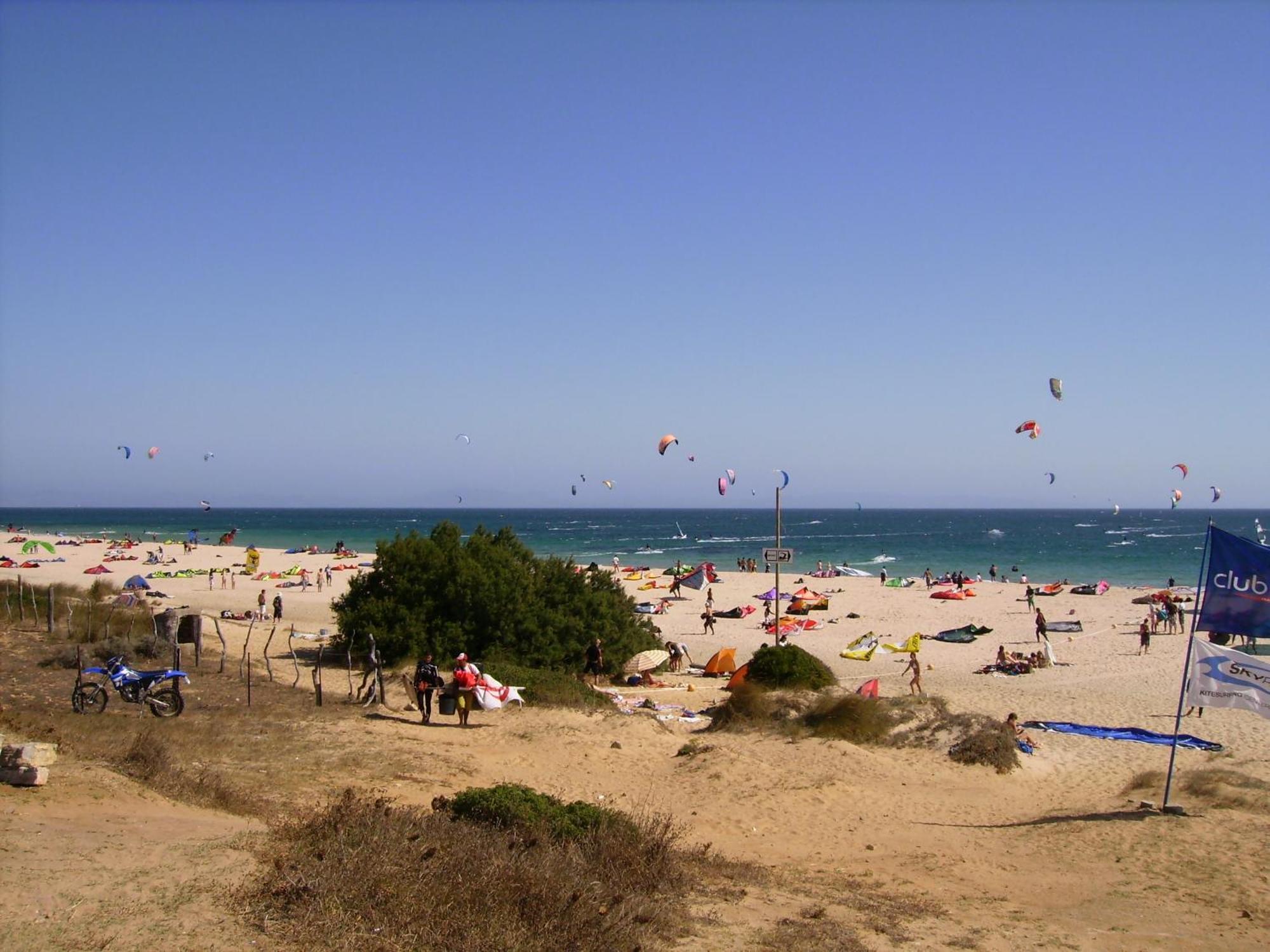 Hotel Copacabana Tarifa Beach Bagian luar foto