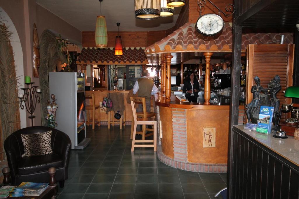 Hotel Copacabana Tarifa Beach Bagian luar foto
