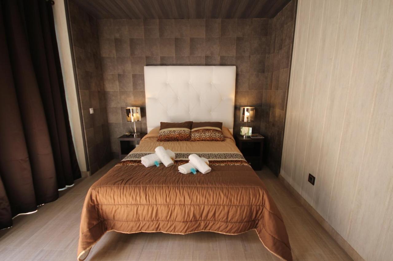 Hotel Copacabana Tarifa Beach Bagian luar foto