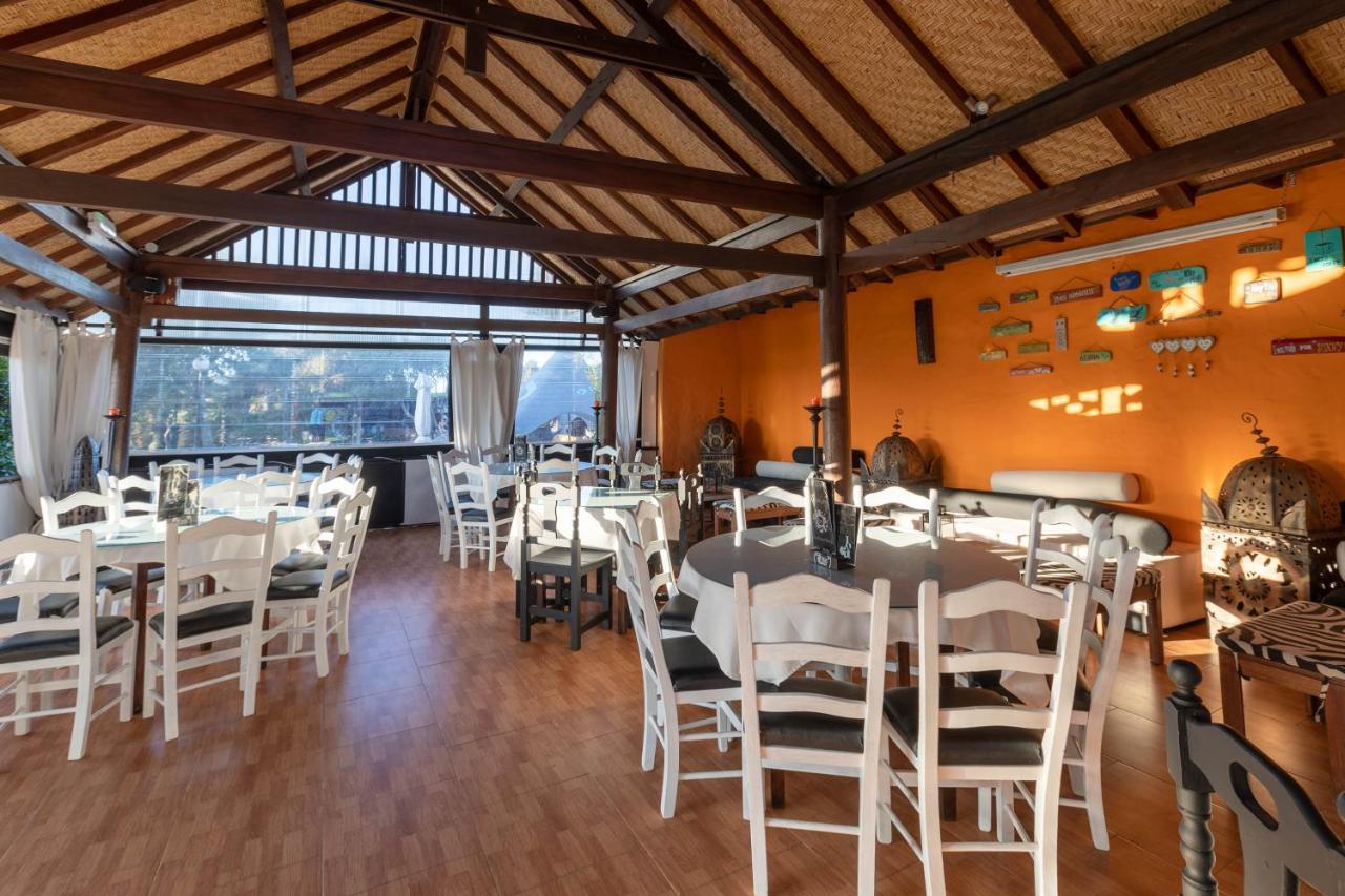 Hotel Copacabana Tarifa Beach Bagian luar foto